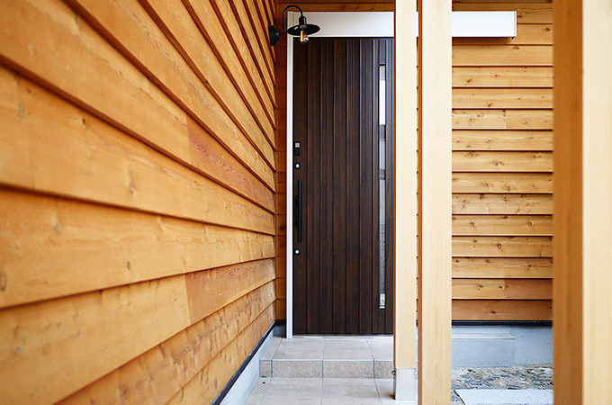 究極の木製外壁材「ウィルウォール」を採用