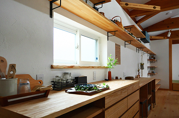 省エネで快適な住環境を実現する「樹脂サッシの窓」